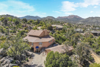 Land for sale and ranches in Northern New Mexico with expert real estate guidance.